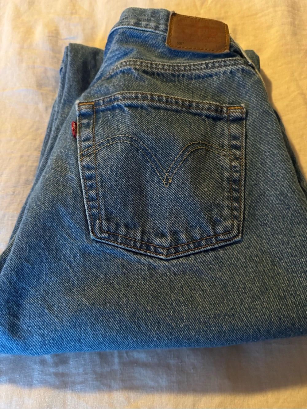 Levi's Men’s Classic Blue Denim Button fly Jeans